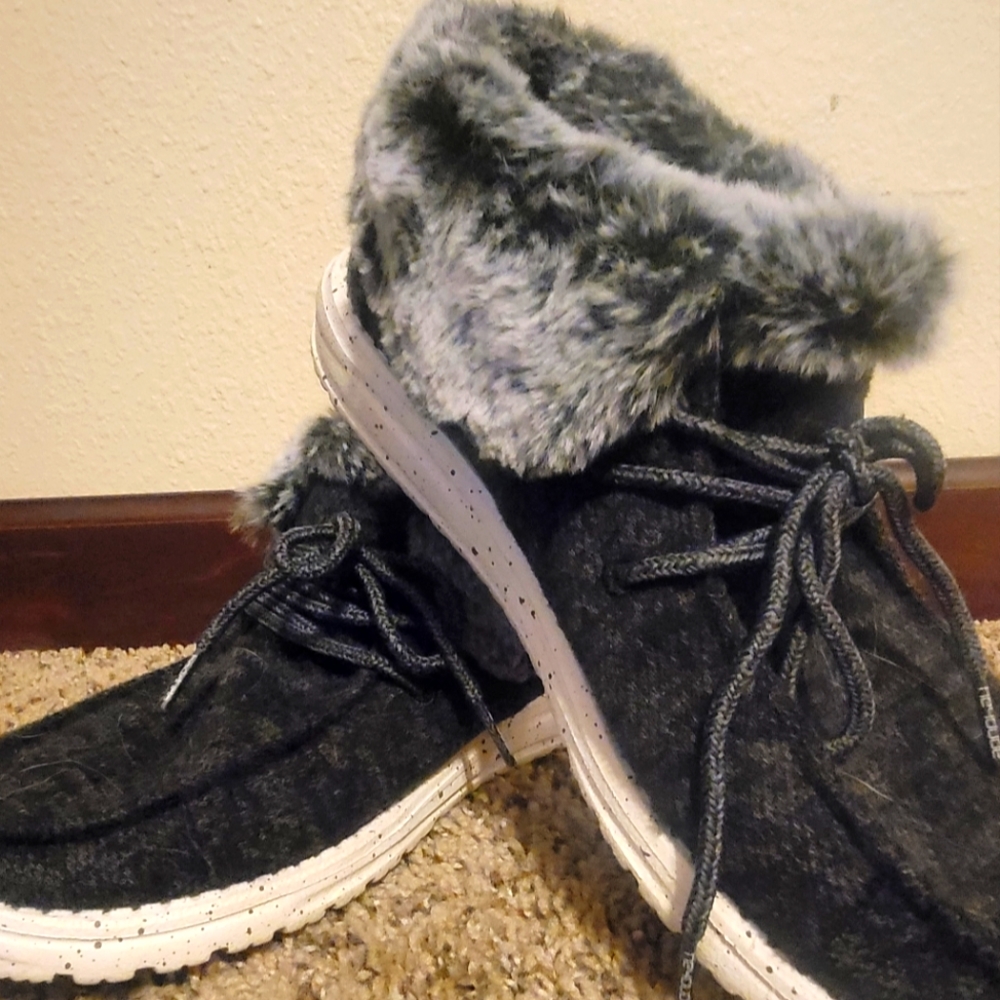Hey Dude Women's Britt Shoes Size 9